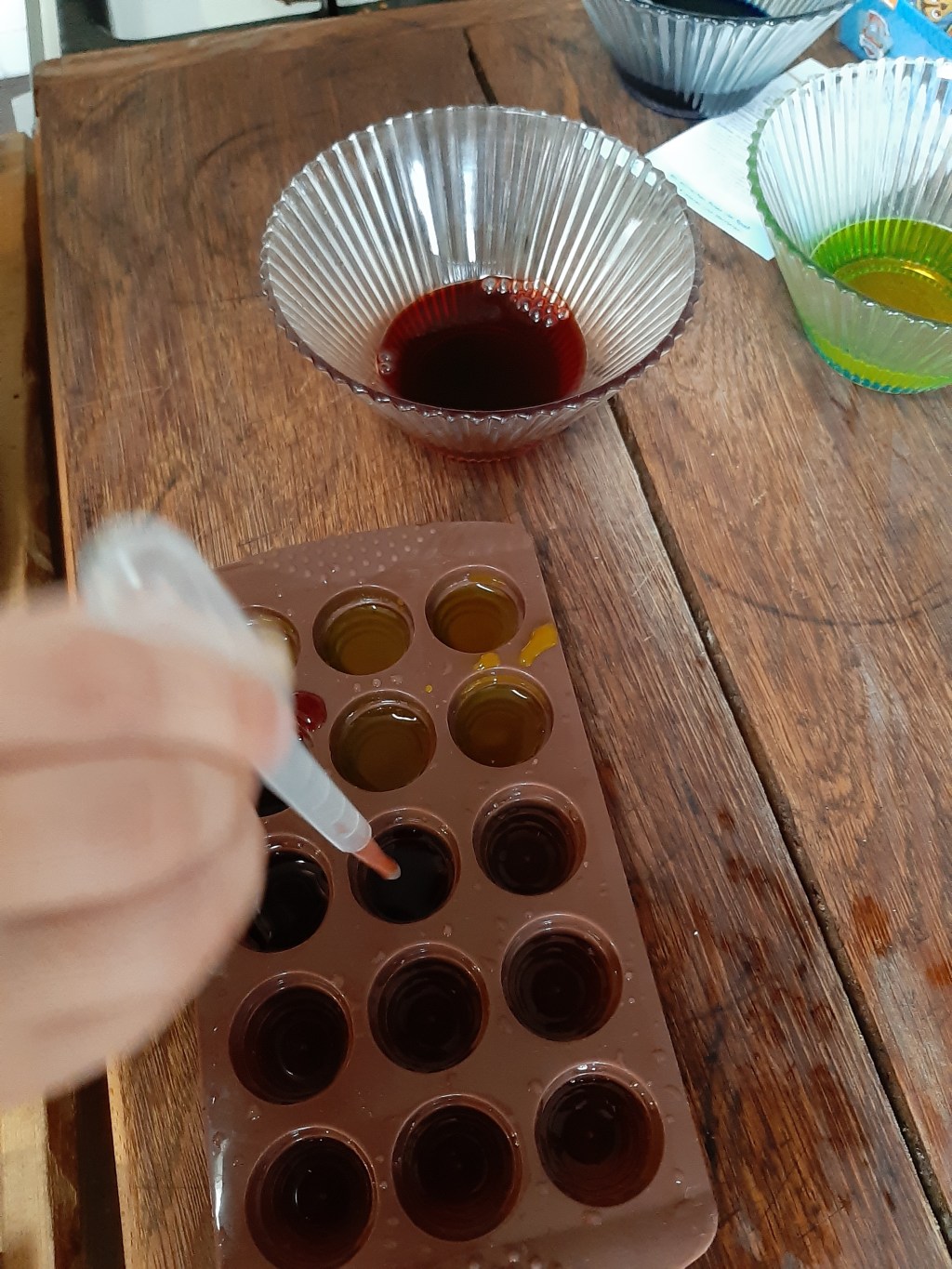 Malen mit eingefärbten&nbsp;Eiswürfeln