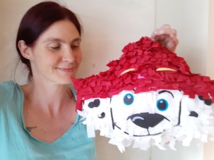selbstgemachte Pappmache - Pinata "Marshall"